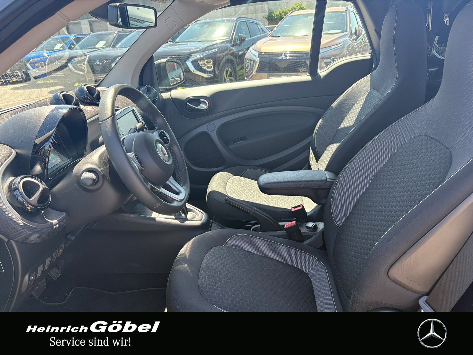 Fahrzeugabbildung Smart EQ CABRIO*EXCLUSIVE*22kW*ALLWETTER*WINTER-PAKET