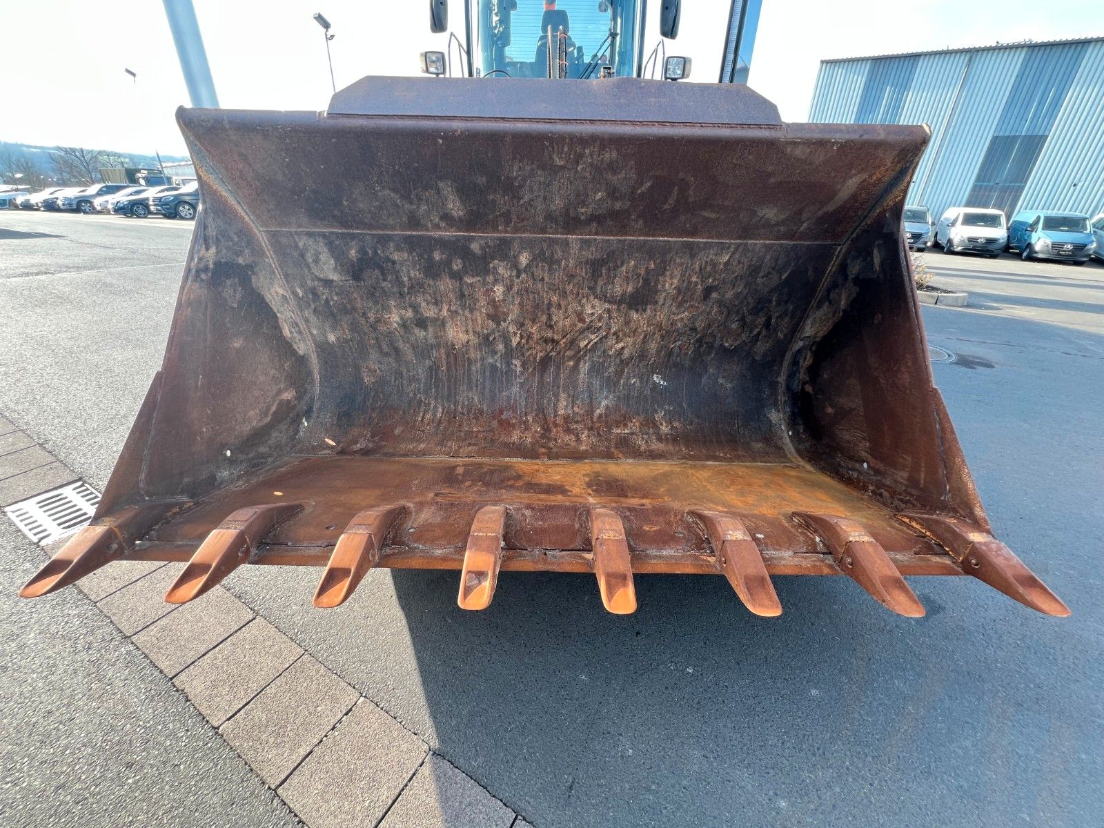 Fahrzeugabbildung Liebherr L 556 / 5.574h / Waage / Zentralschmierung