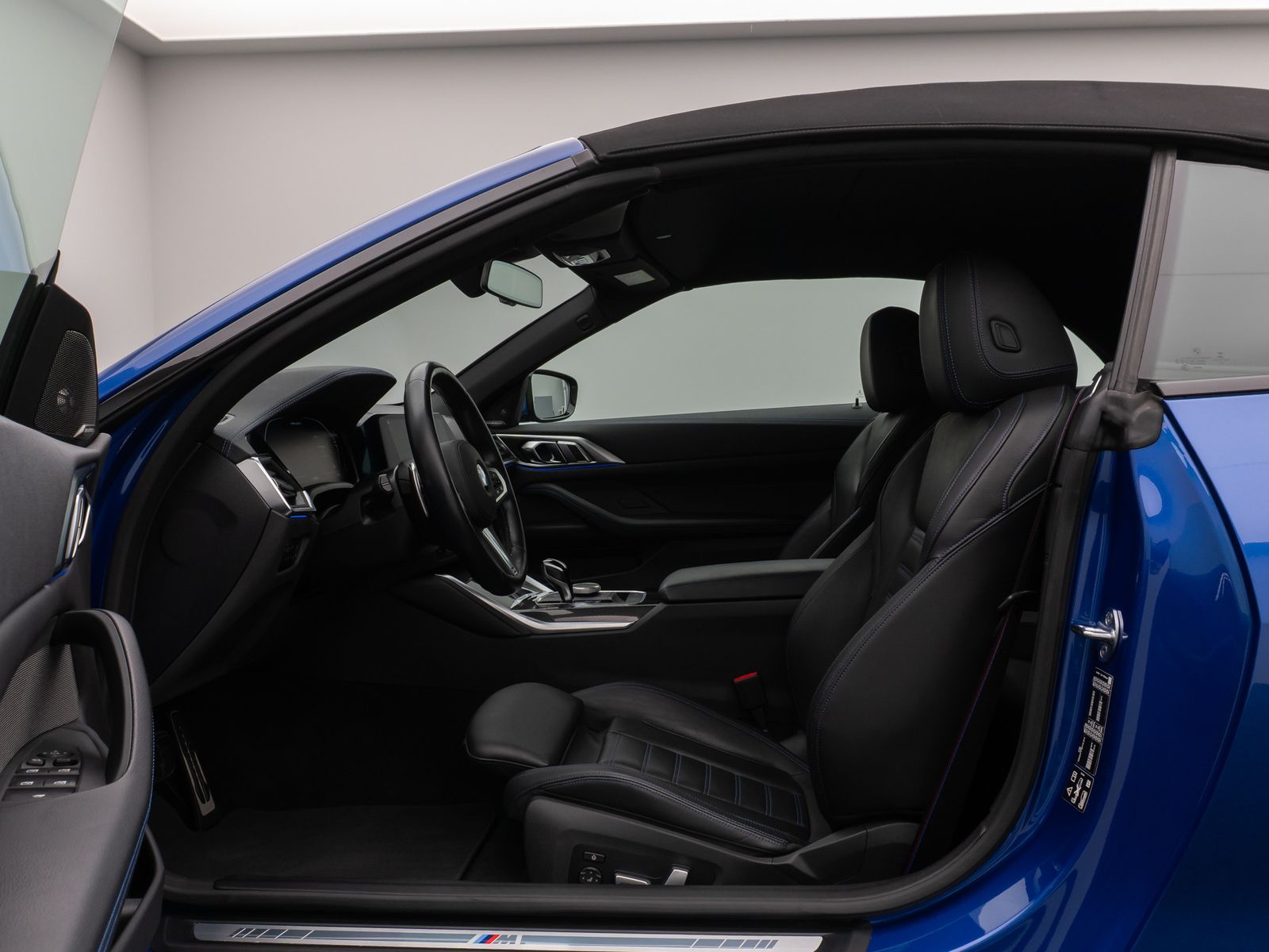 Fahrzeugabbildung BMW M440i xD Laser Kamera HUD DAB H/K Komfort 19Zoll