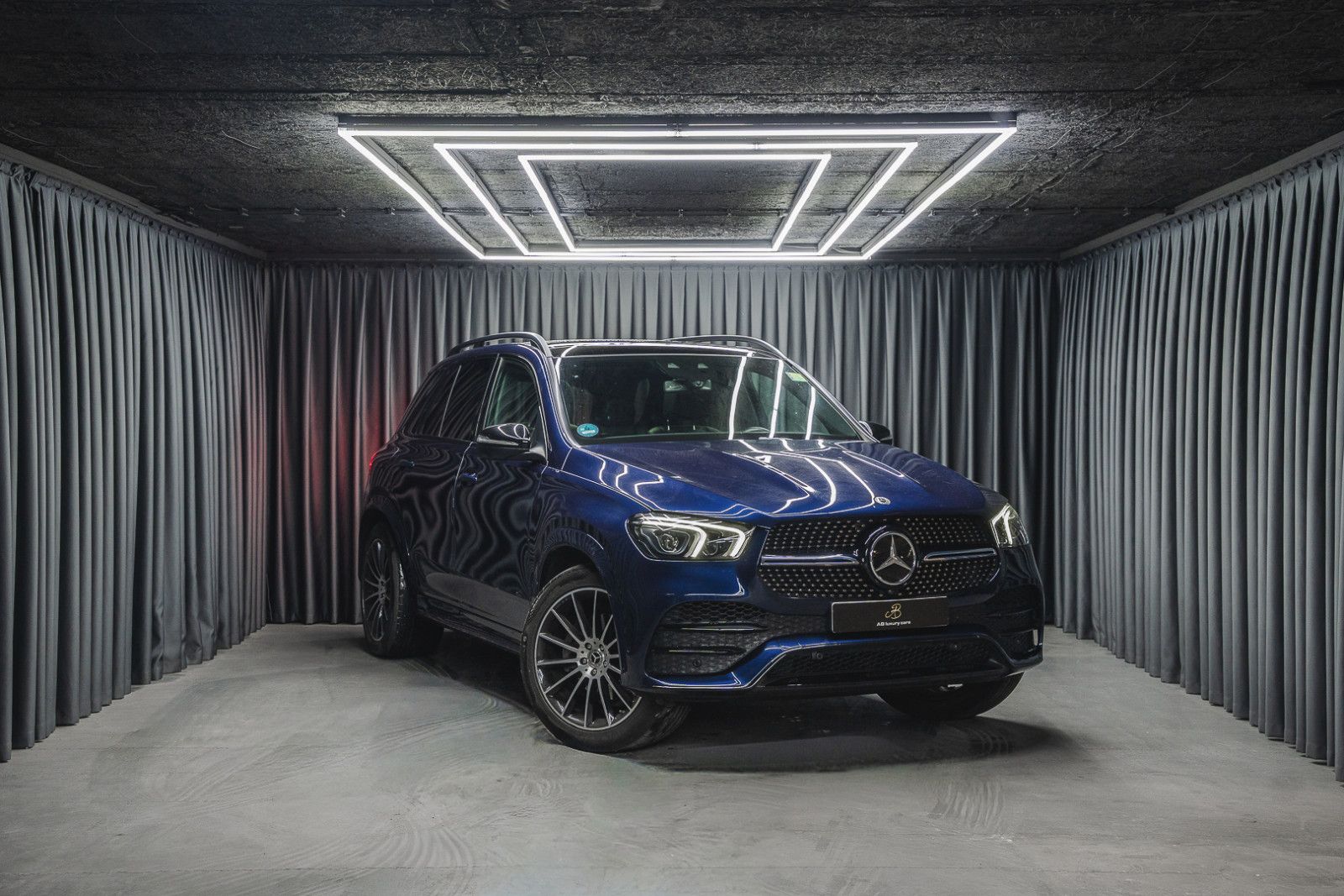 Fahrzeugabbildung Mercedes-Benz GLE 400 d 4Matic*AMG Line*Burmester*Pano*21''