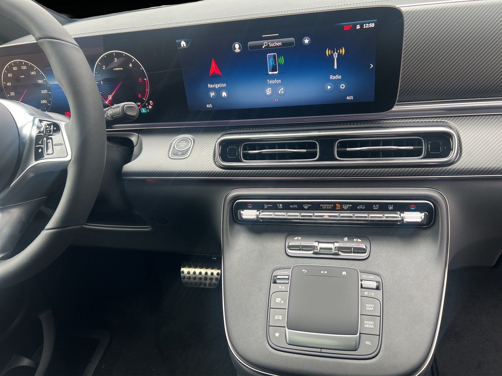 Fahrzeugabbildung Mercedes-Benz V 300 d 4MATIC PanoDach AMG-Paket BurmesterSound