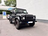 Land Rover Defender 90 TD4 2.2 SE MwSt. Black Design Paket - Land Rover Defender: 2.4