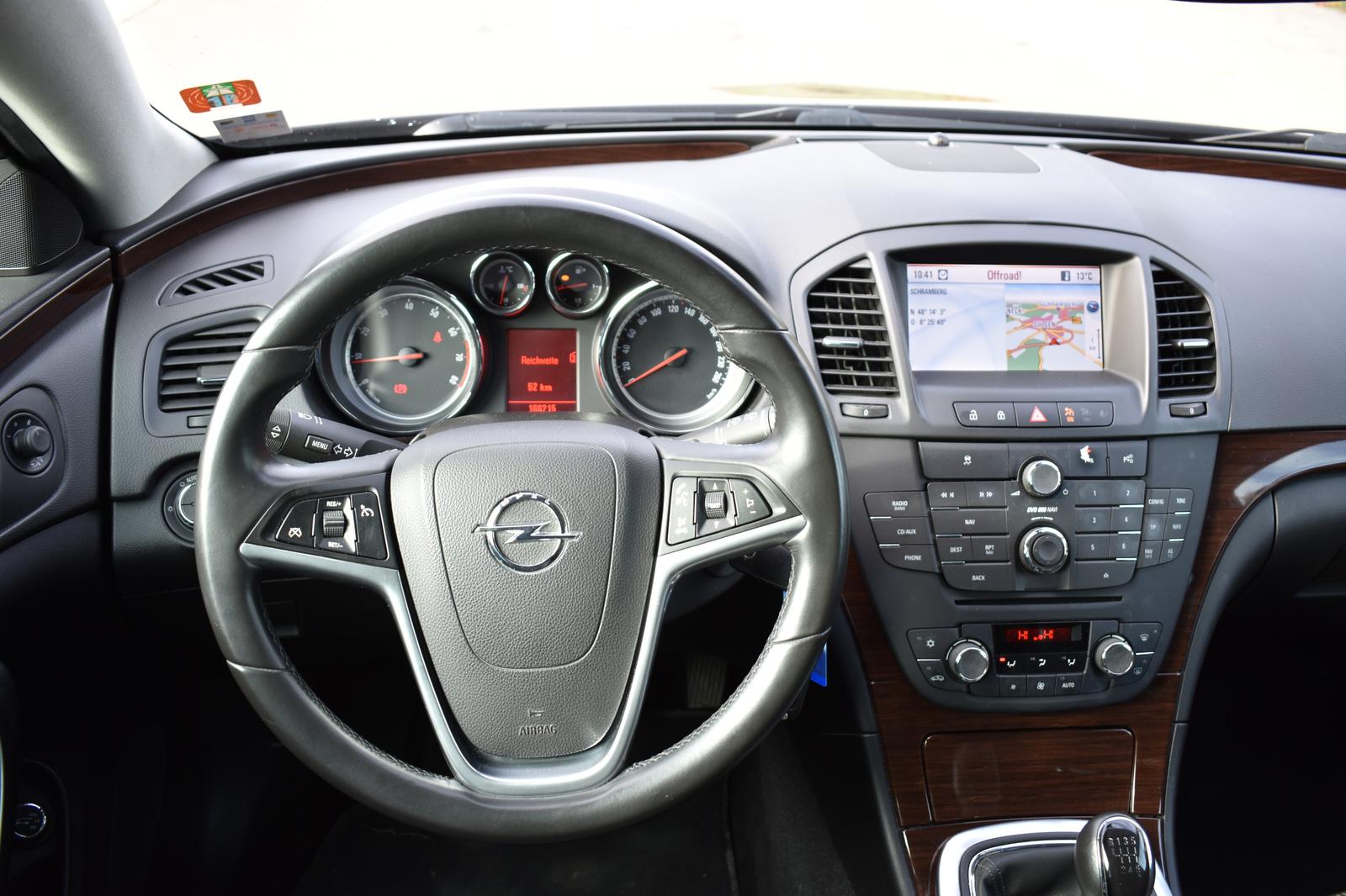 Opel Insignia 2011 — фото 15