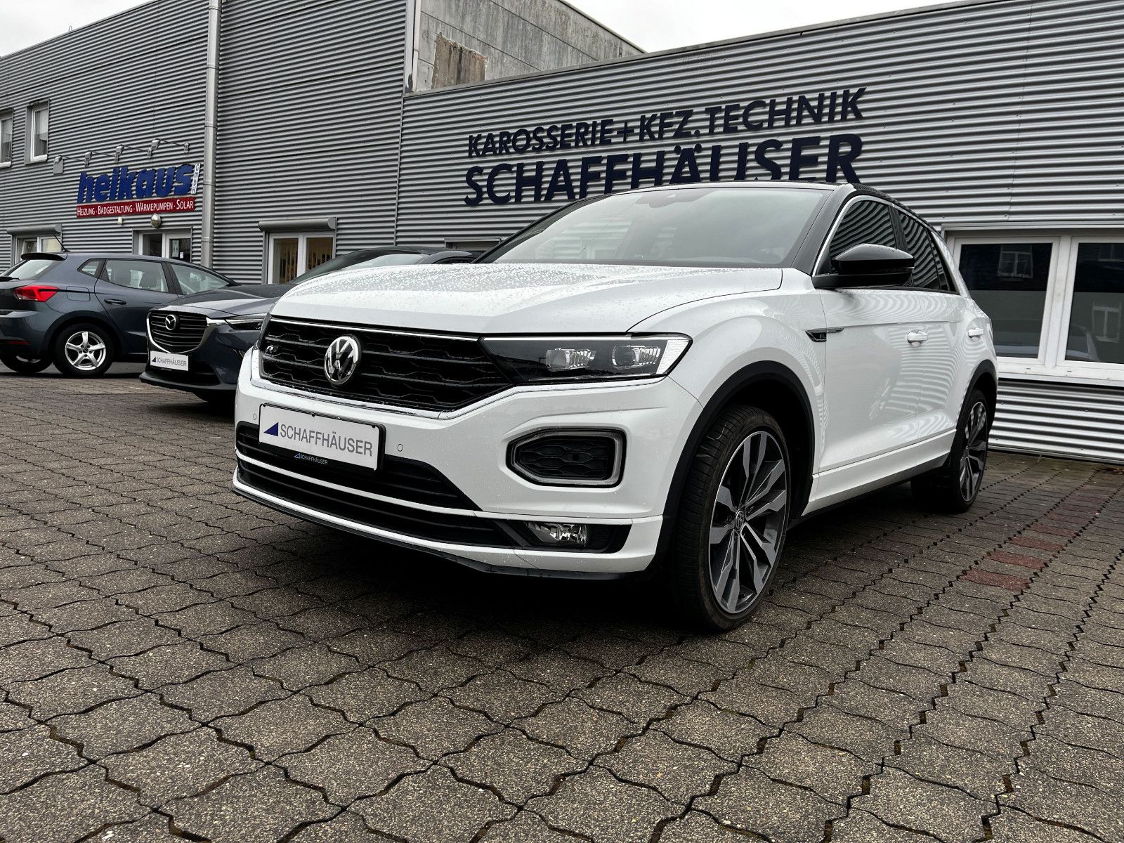 Fahrzeugabbildung Volkswagen T-Roc R-Line SHZ PDC NAV 19"