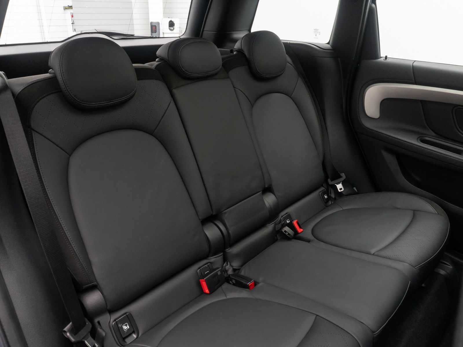 Fahrzeugabbildung MINI John Cooper Works Countryman ALL4 HUD H/K Voll
