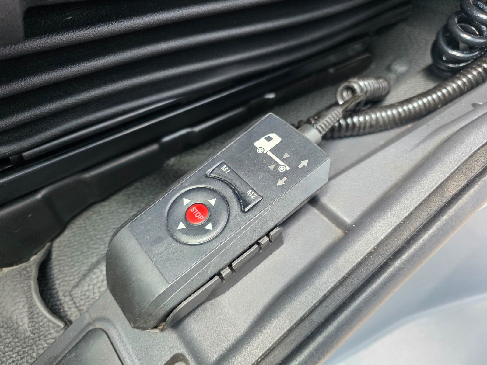 Fahrzeugabbildung Mercedes-Benz Actros 2545 L 6x2 LBW Bär Retarder Xenon AHK