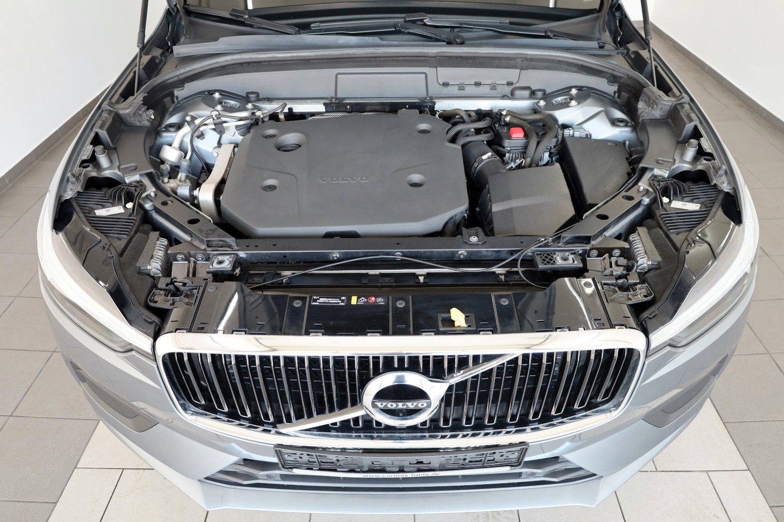 Fahrzeugabbildung Volvo XC60 Momentum Pro Leder,Navi,LED,Panorama,SH,PDC