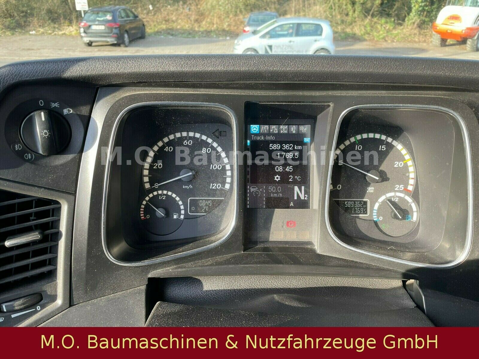 Fahrzeugabbildung Mercedes-Benz Actros 1843 / AC/ / Kipphyr./ Motorschaden /