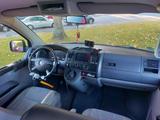 Volkswagen T5 Caravelle - gebrauchte VW T5 Caravelle aus dem Jahr 2009