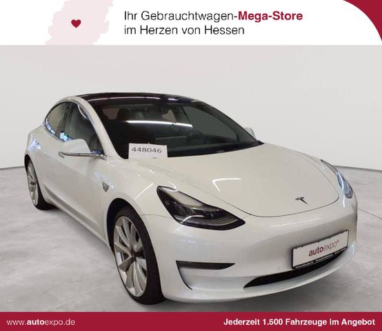 Tesla Model 3 Langstreckenbatt. Allradantrieb