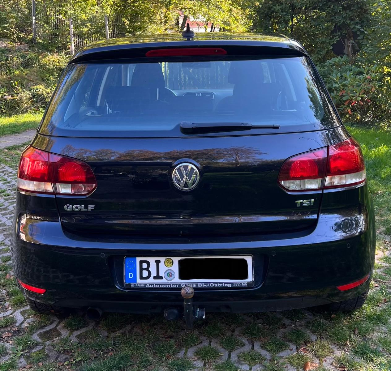Volkswagen Golf 2012 — engine 1.390 cm³, 122 HP (90kW)