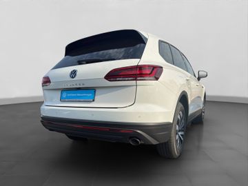 Volkswagen Touareg - 3