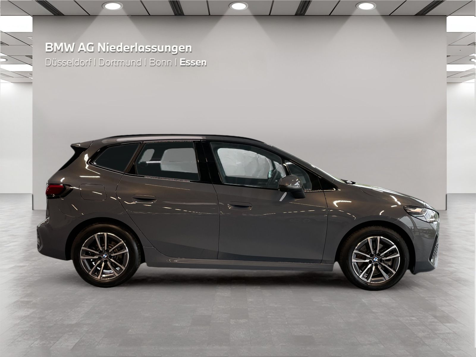 BMW 223 Active Tourer - Bild 7
