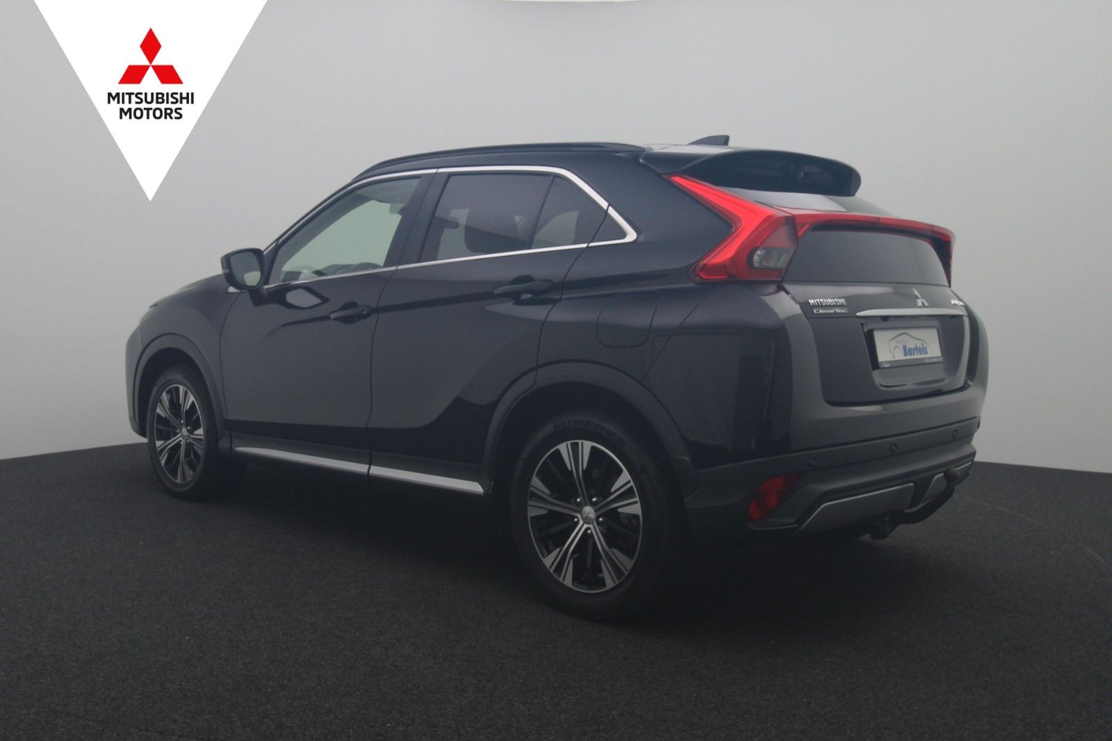 Fahrzeugabbildung Mitsubishi Eclipse Cross 1.5 Intro Edition AHK 360° LED