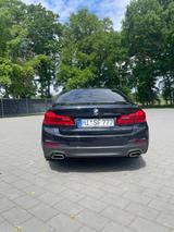 BMW 530e iPerformance - M Paket - BMW 530: M Paket 530i