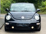 Volkswagen New Beetle Cabriolet 2.0 Highline AUTOMATIK LEDE - Volkswagen New Beetle mit Benzin-Antrieb: Leder