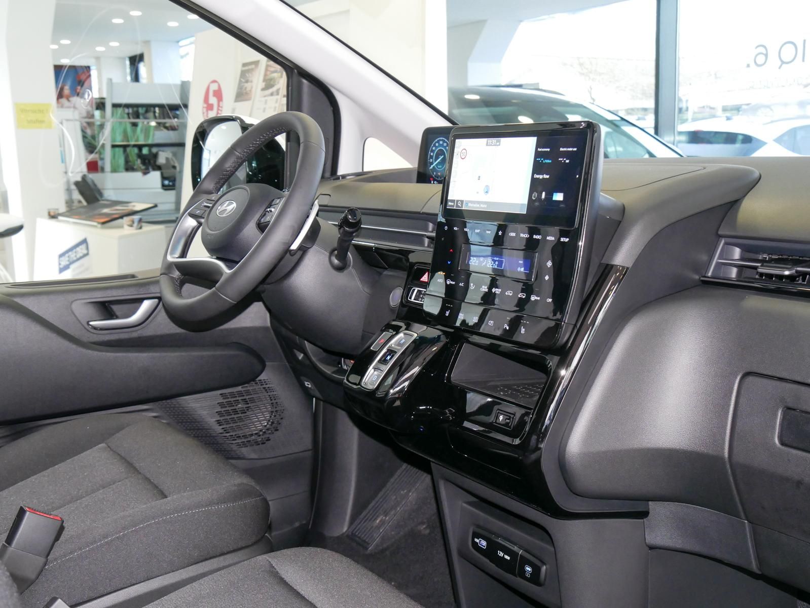 Hyundai STARIA - Bild 3