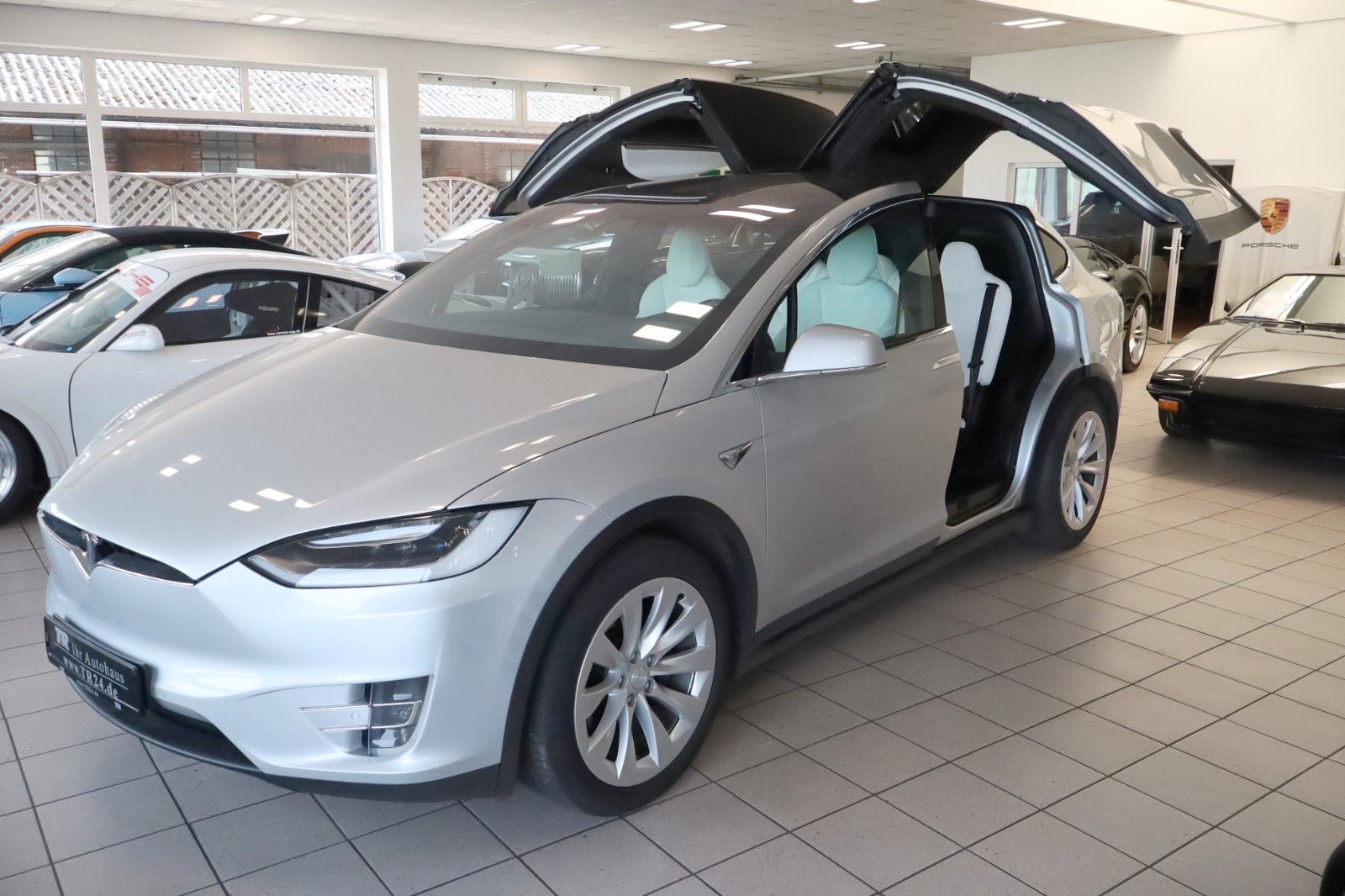 Fahrzeugabbildung Tesla Model X 90D  Premium-Update, Autopilot, AHK