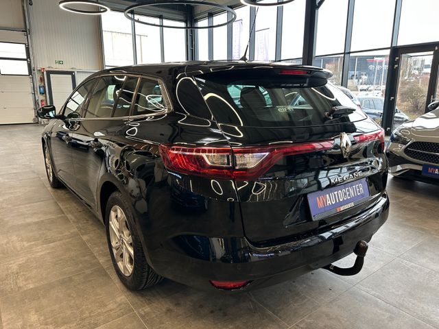 Renault Megane IV Grandtour Play *Navi*AHK*Sitzheiz.*