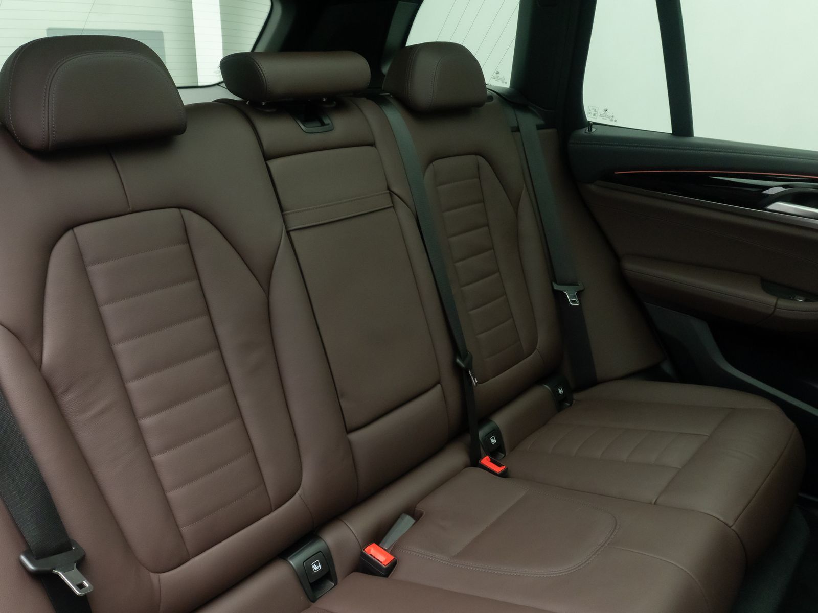 Fahrzeugabbildung BMW iX3 IMPRESSIVE 360&deg;Komfort HUD DAB Alarm Panoram