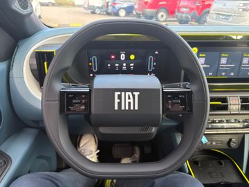 Fahrzeugabbildung Fiat Grande Panda 1.2 Hybrid Business Edit. Icon Navi