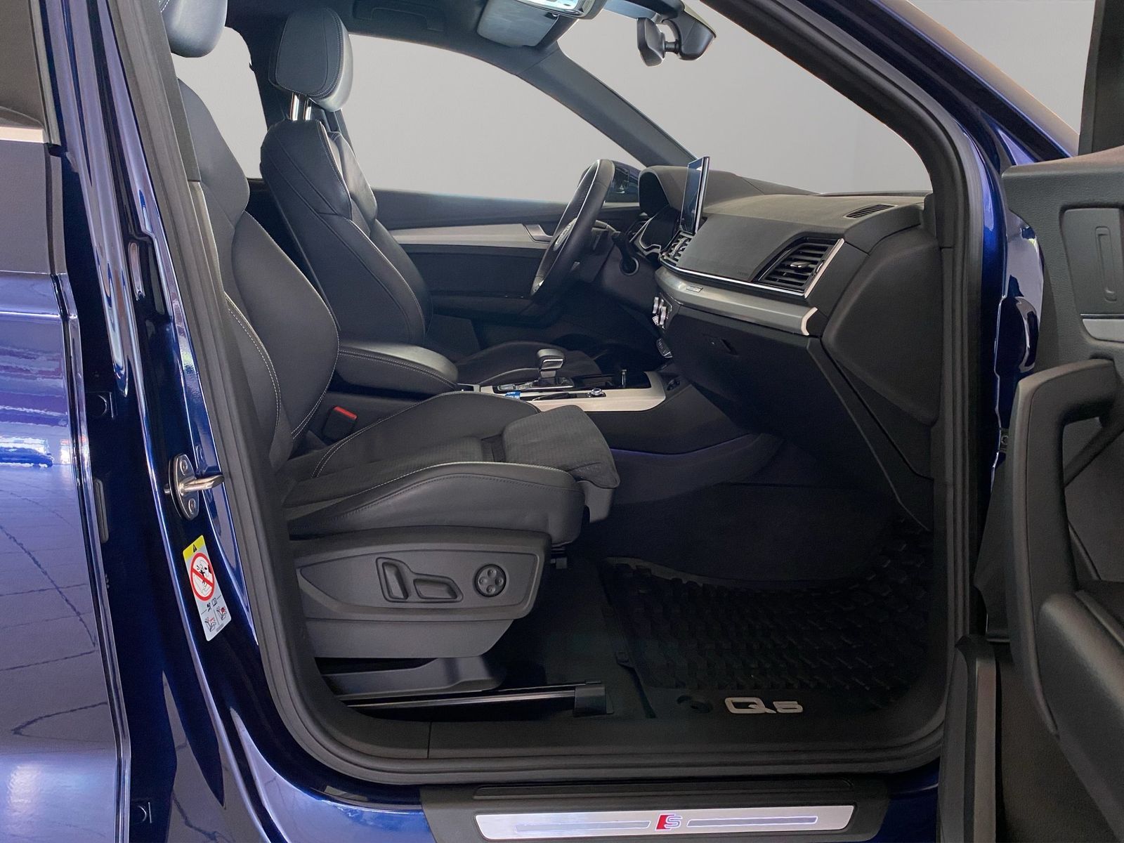 Audi SQ5 Sportback 3.0 TDI quattro 360 ACC HUD Kam. foto 8