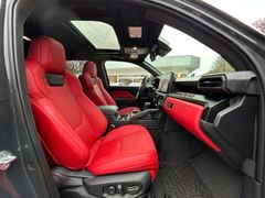 TOYOTA MY25 Tacoma TRD Pro