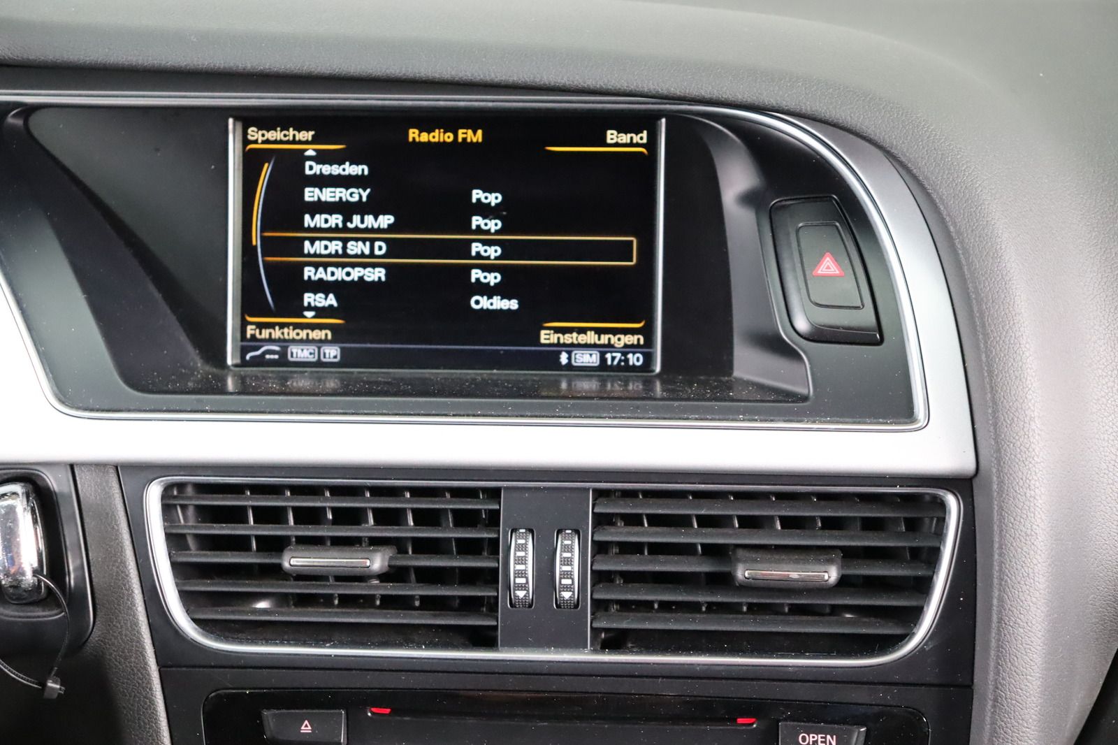 Fahrzeugabbildung Audi A4 Avant 2.0 TDI S-line * Bi- Xenon * Navi * Amb