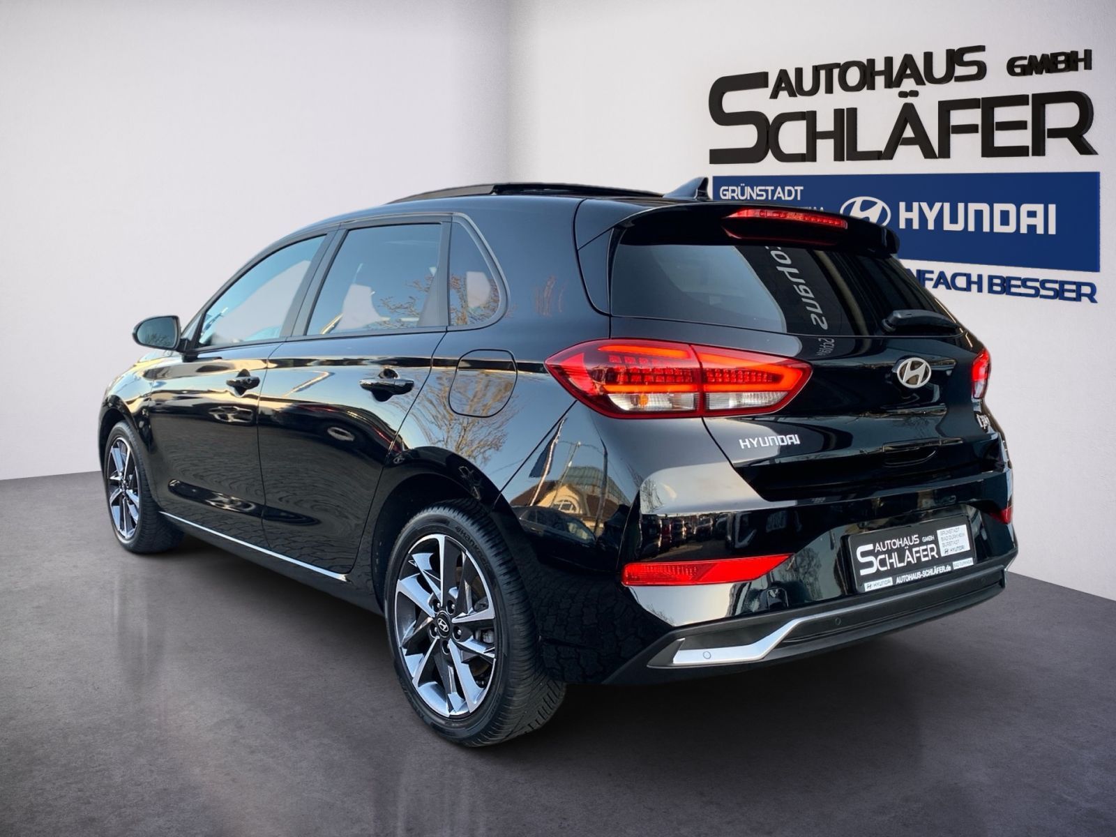 Fahrzeugabbildung Hyundai i30 1.5 T-GDI 7-DCT Advantage Plus Mild-Hybrid
