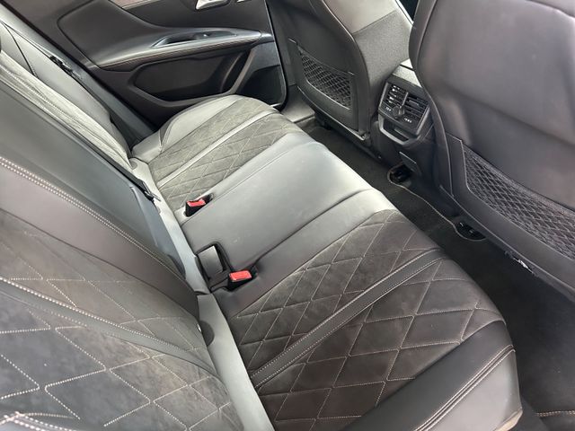 Fahrzeugabbildung Peugeot 3008 GT 2.0 Diesel Auto.+Kamera+Navi+Alcantara+