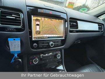 Volkswagen Touareg - 12