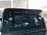 VW T-Roc 1.5 TSI OPF DSG R-Line NAV KAM BLACK3J GAR bei Autohaus Landmann & Maier OHG