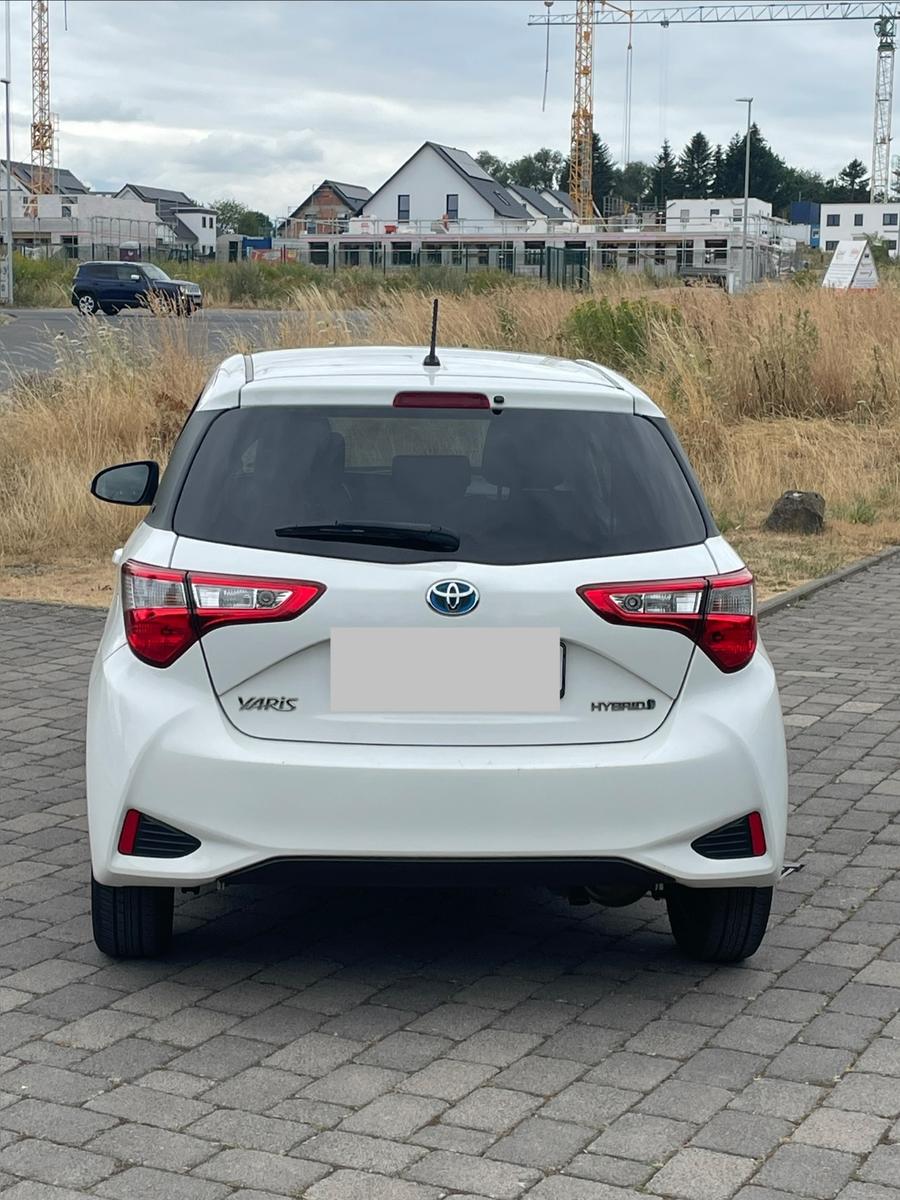 Toyota Yaris Hybrid