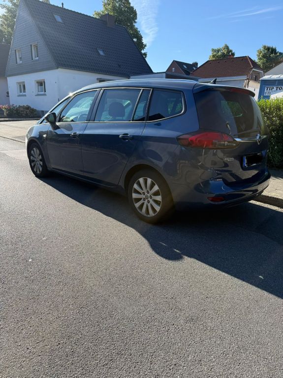 Image of Opel Zafira Tourer