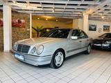 Mercedes-Benz E 290 TD ELEGANCE Automatik*ESD*AHK*Neu Hu&Au* - Mercedes-Benz E 290 mit Diesel-Antrieb