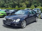 Mercedes-Benz E 320 CDI Lim. Avantgarde *TEMPOMAT*NAVi*LEDER* - Mercedes-Benz E 320: Cdi Avantgarde