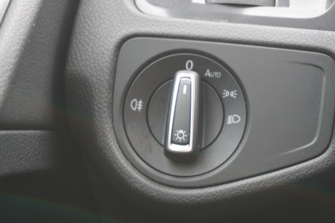Volkswagen Golf VII Variant 1.0 Comfortline ACC PDC Klimaau