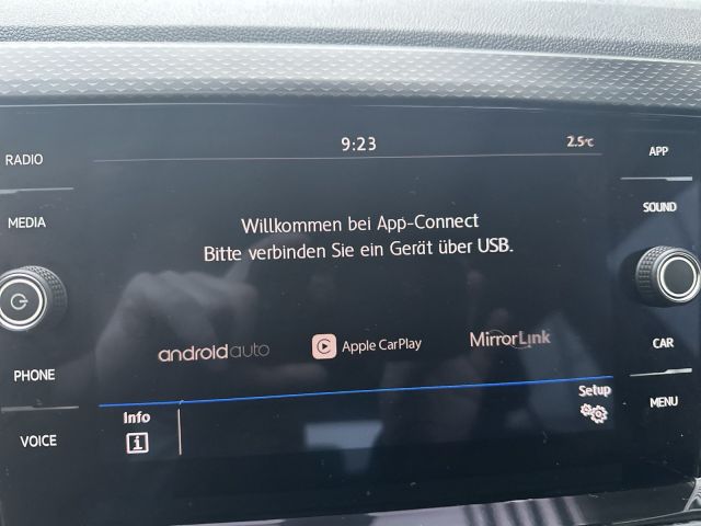 T-Cross 1.0 TSI Life LED 17 ALU SITZHZG APP-C.