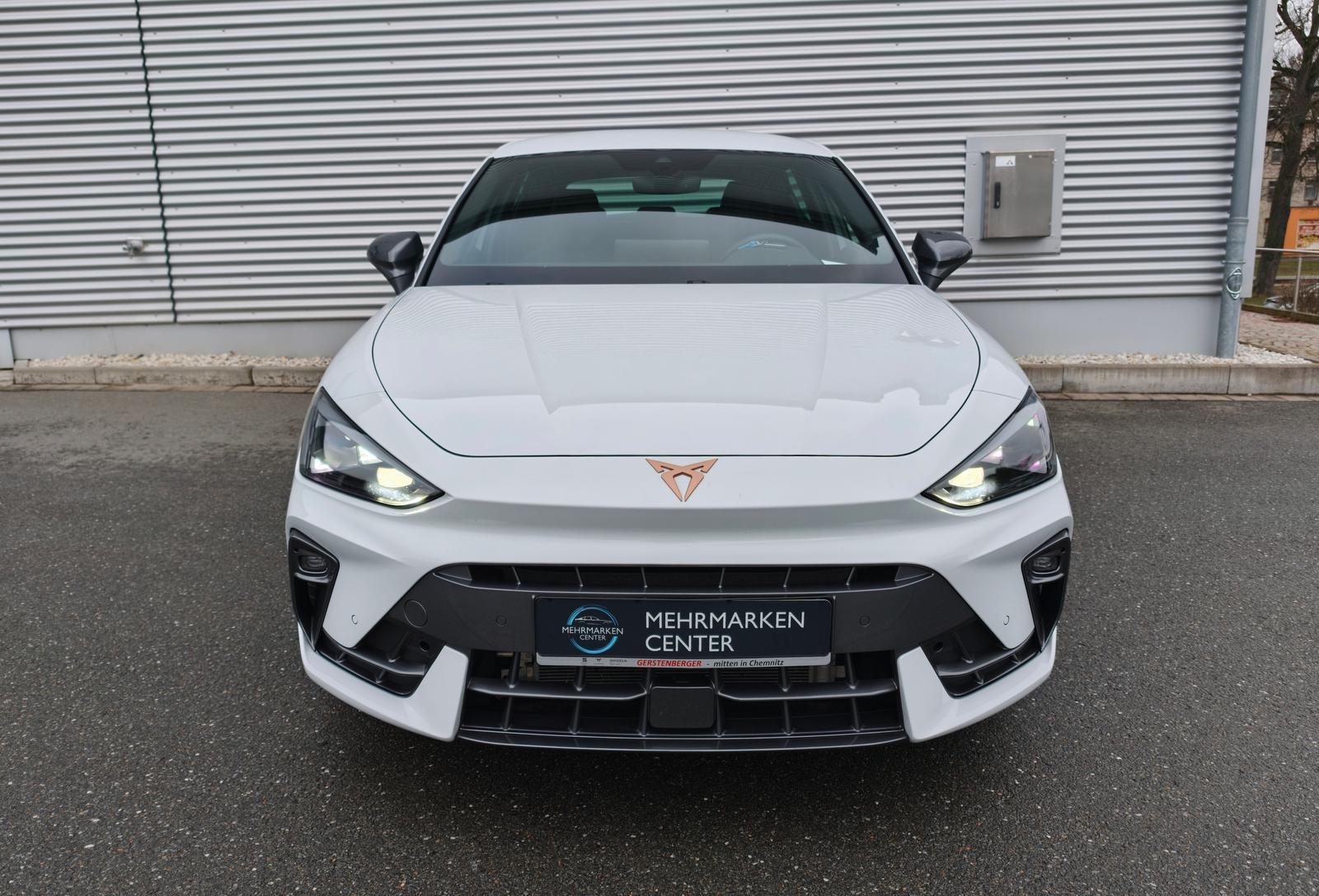 Cupra Leon 1.5 eTSI DSG MATRIX/TOTWINKEL/ACC/NAVI