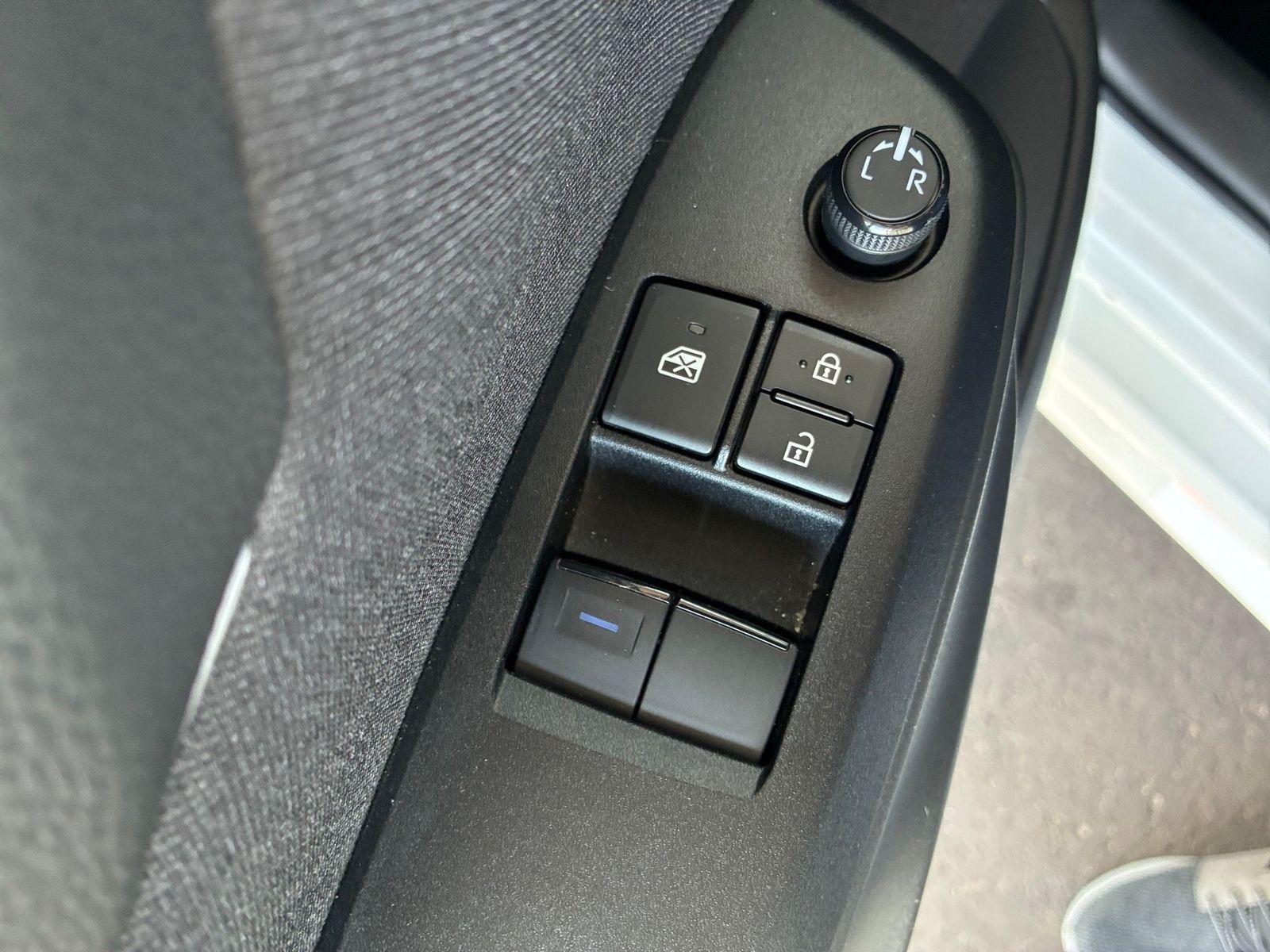 Fahrzeugabbildung Toyota Yaris 1.0 Comfort Kamera, ACC,SpurH