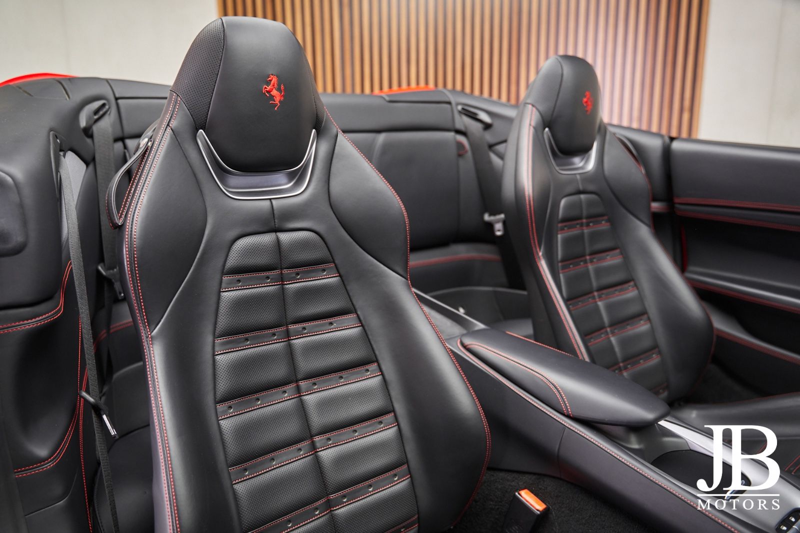 Fahrzeugabbildung Ferrari Portofino Daytona Magneride Scuderia Shields