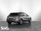 Mercedes-Benz A 180 Progressive MBUX+360°+M-LED+AHK+Night+18 - Mercedes-Benz A 180 in Halle