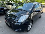 Toyota Yaris Executive Motor 1,3 Ltr.Klimaautomatik - Toyota Yaris: Executive