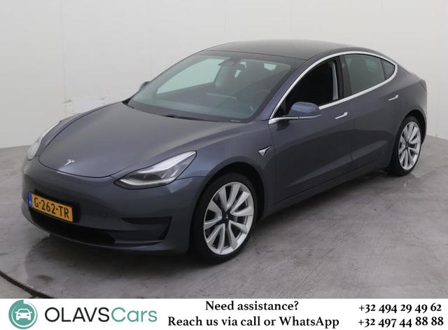 Tesla Model 3 Standart Range Aut. Pano LED Navi Leath