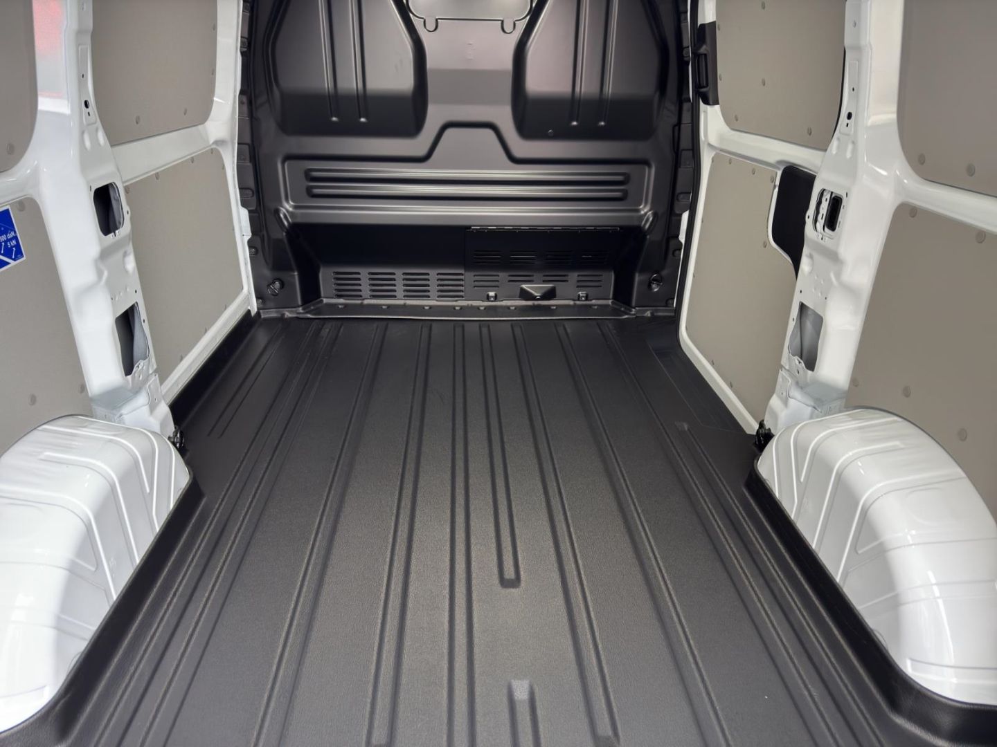 Fahrzeugabbildung Ford Transit Custom Kasten 320 L1 Trend FWD Plug-in H