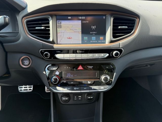 Fahrzeugabbildung Hyundai IONIQ Premium Elektro +LEDER+KLIMA+RFK+PDC+UVM+