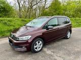 Volkswagen VW Touran 2.0 TDI IQ.Drive DSG AHK TÜV neu 