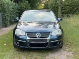 Volkswagen Jetta 1.9 TDI mit TÜV - Volkswagen Jetta aus 2005