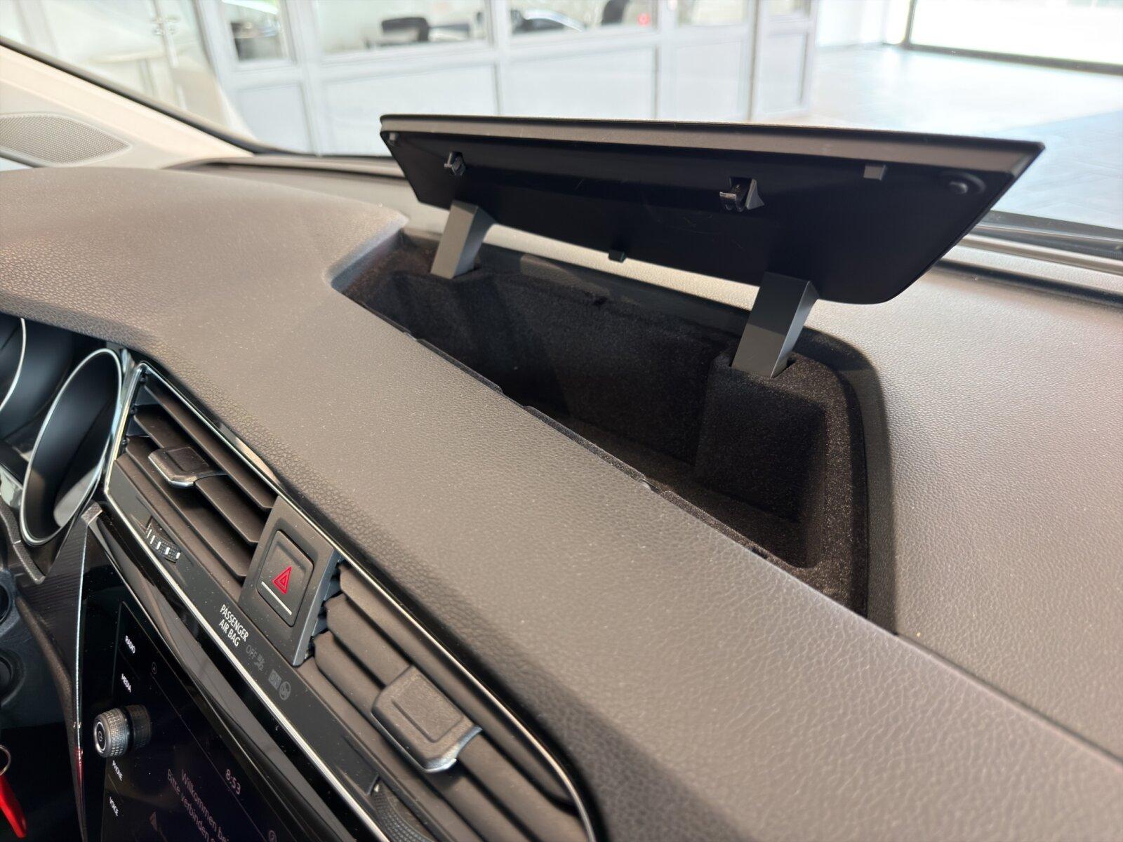 Volkswagen Touran Active 1.5 TSI 6-Gang ACC APP LED, миниатюра 24