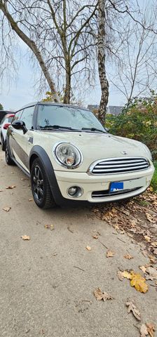 MINI Mini Cooper Clubman 1.6 Benziner Top Ausst...